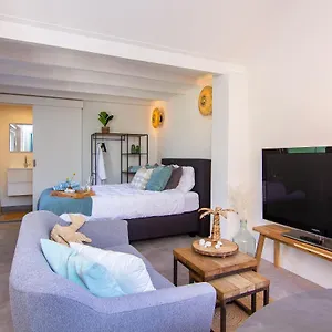  Apartment Coast